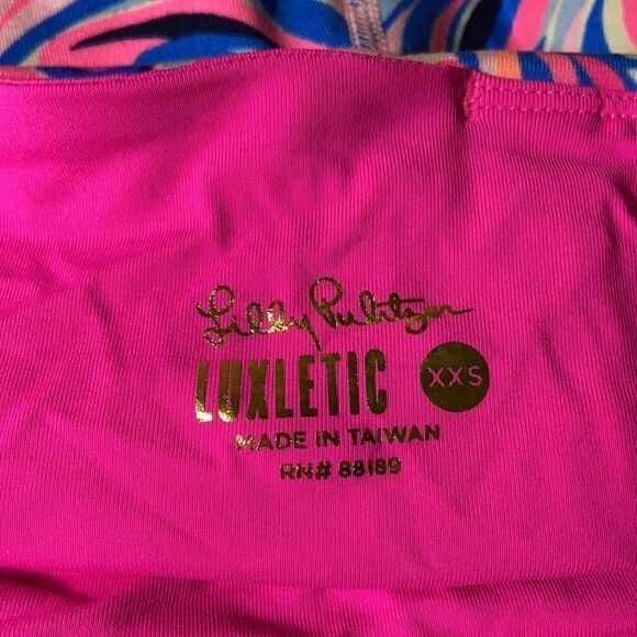 Lilly Pulitzer Luxletic Weekender High Rise Crop - Picture 5 of 8